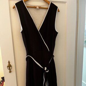 Black and White Banana Republic Dress